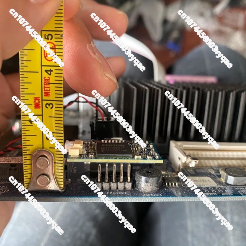 Disco Electrónico DOM SATA de  - Sata Ssd reseña y precio